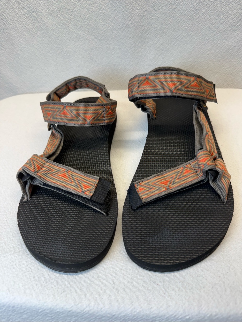 Teva Sandals Men Original Orange Aztec Nylon Webbing Hook & Loop
Outdoor Shoes 9 - Picture 3 of 6